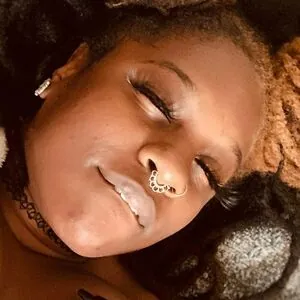 thefamouspeachesandcream