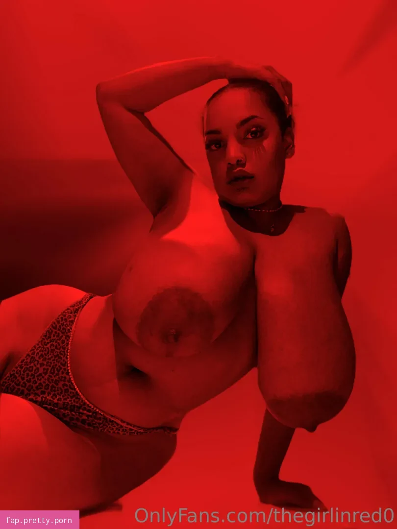 Thegirlinred0 - Photo #73