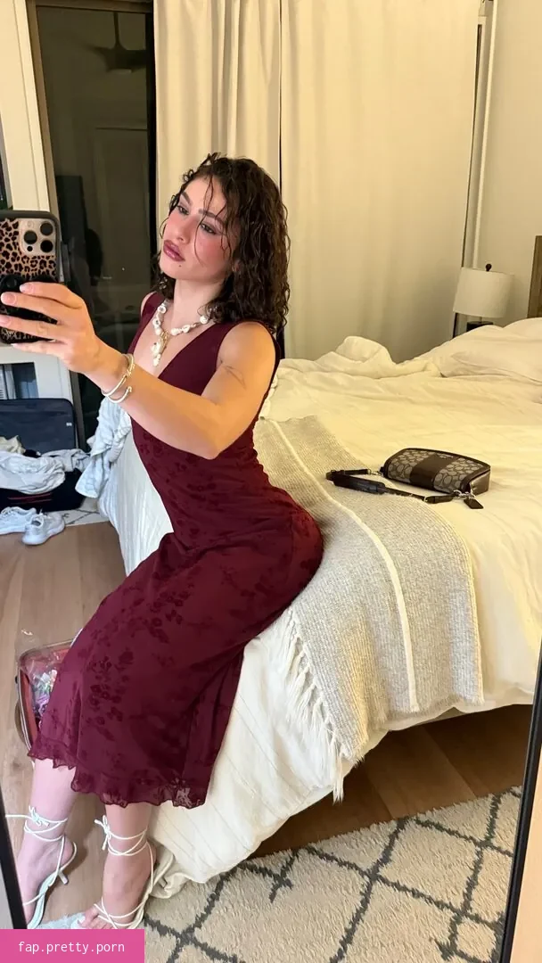 Thelatgirl - Photo #28