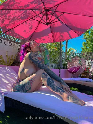 theonlinegirlfriend