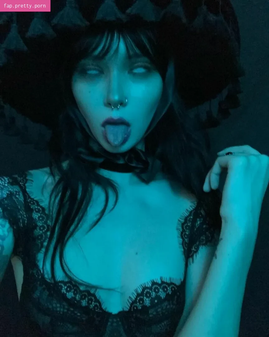 Theravenlissette - Photo #14