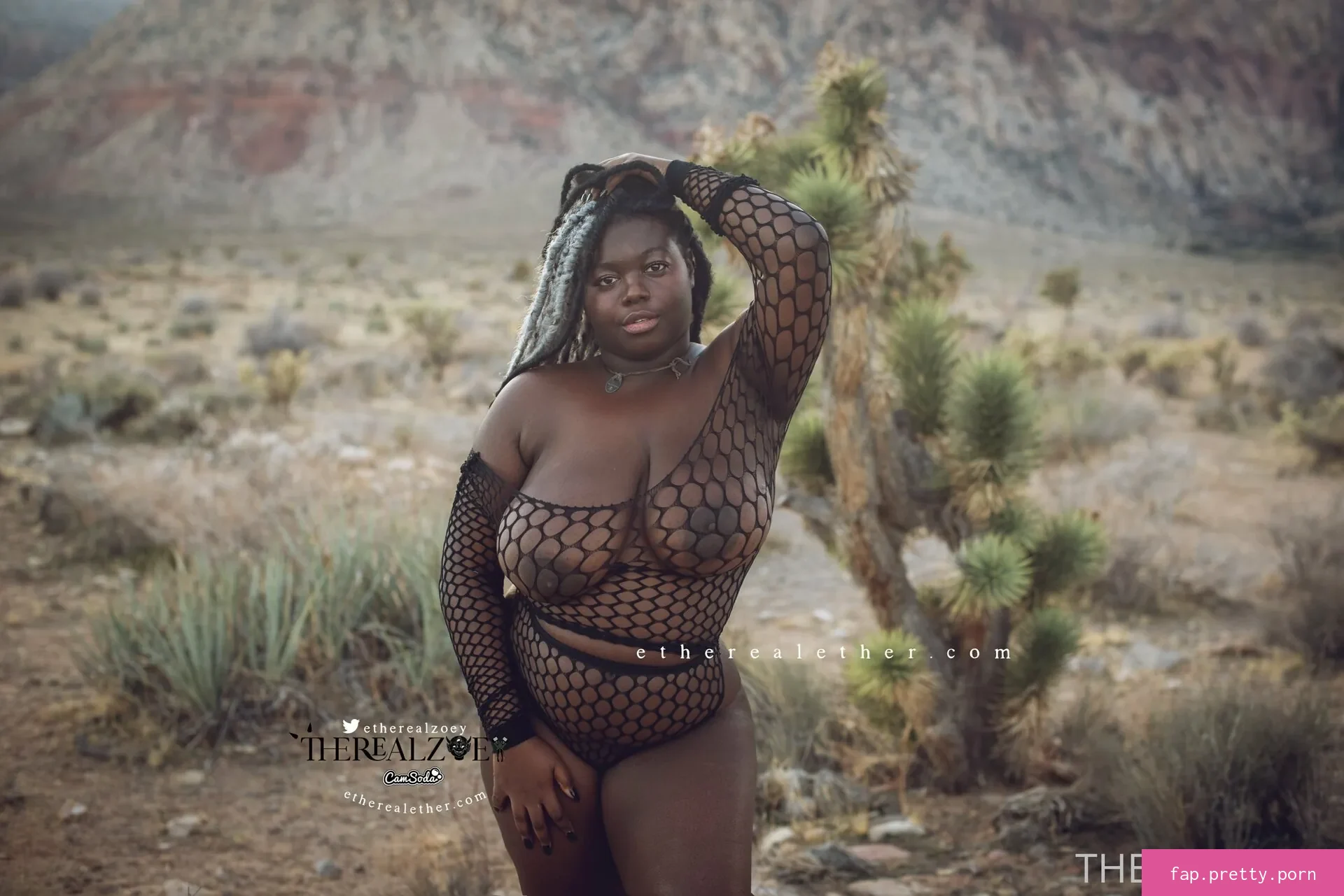 therealzoey - Photo #60