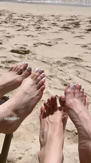 TheSupremeSisters