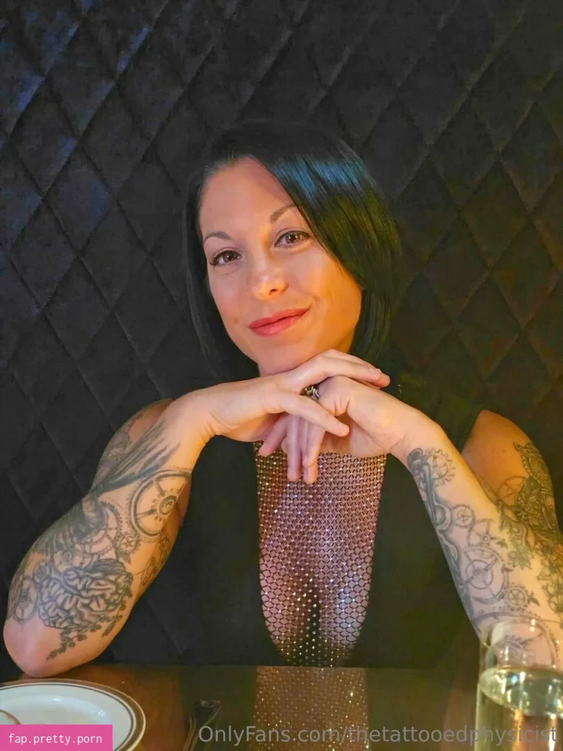 thetattooedphysicist - Photo #02
