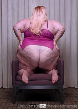 theviviennerose