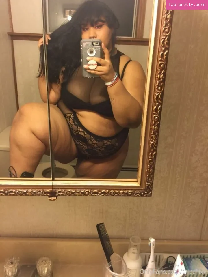 thiccflixx - Photo #14