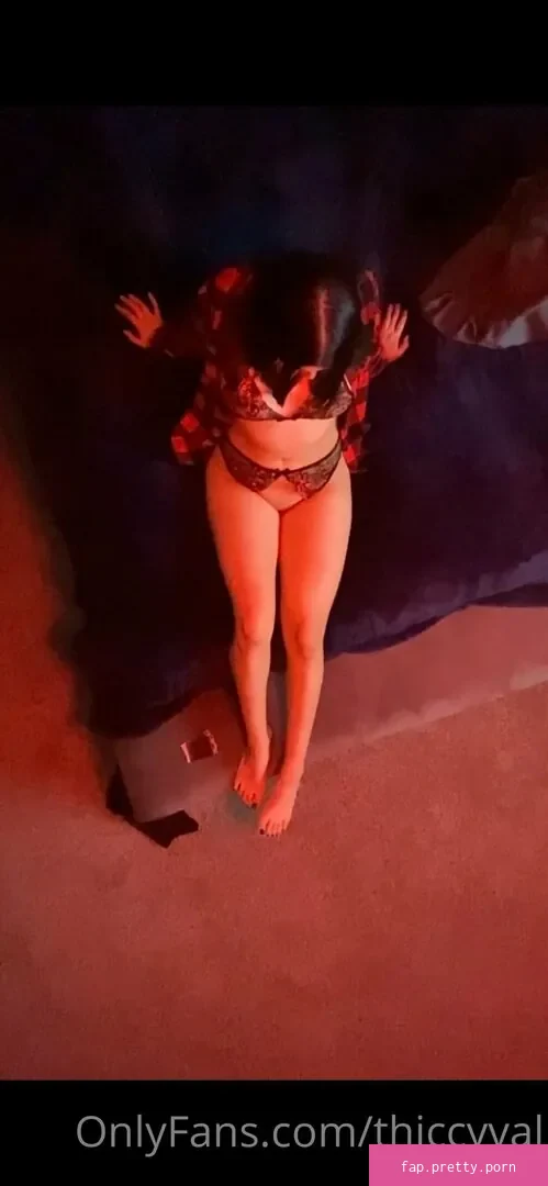 thiccyval - Photo #59