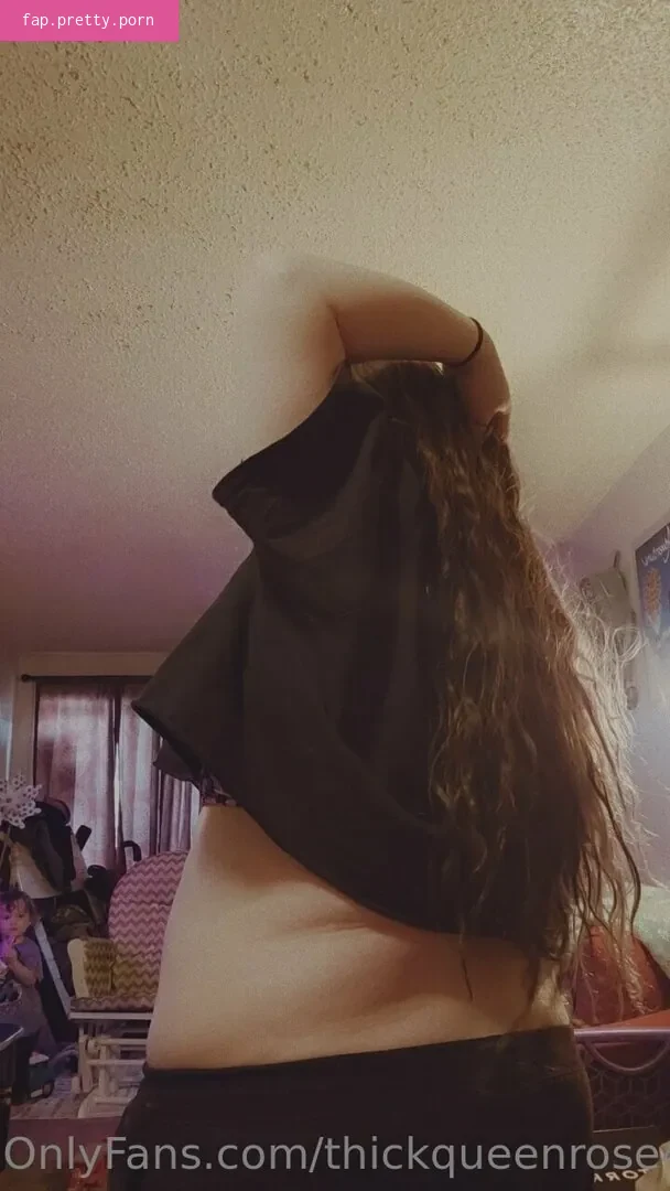 thickqueenrose420 - Photo #15