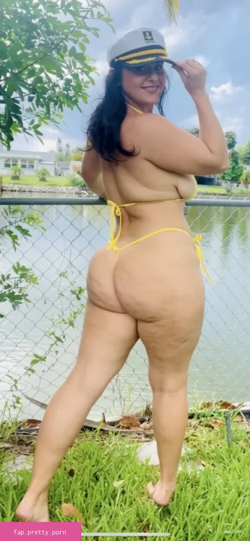thicksmiley - Photo #00