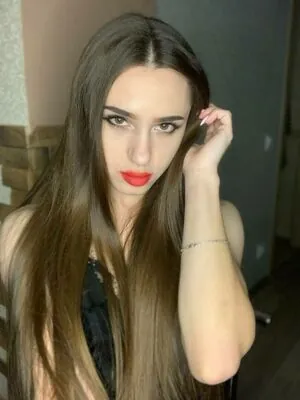 Tori_Hayes