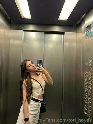 Tori_Hayes