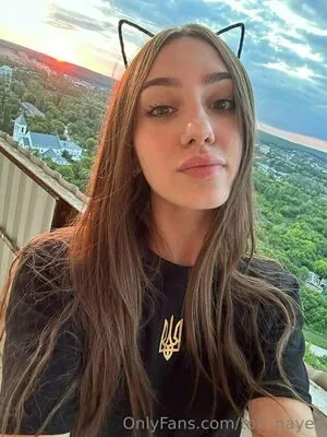 Tori_Hayes