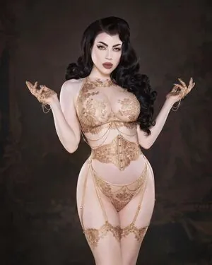 Threnody In Velvet
