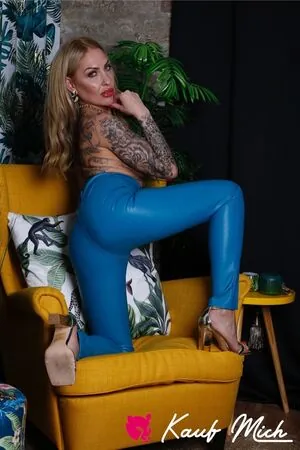 Tina2212