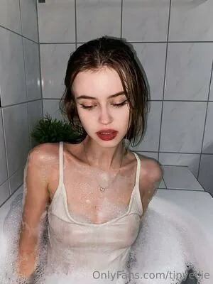 tinyellie