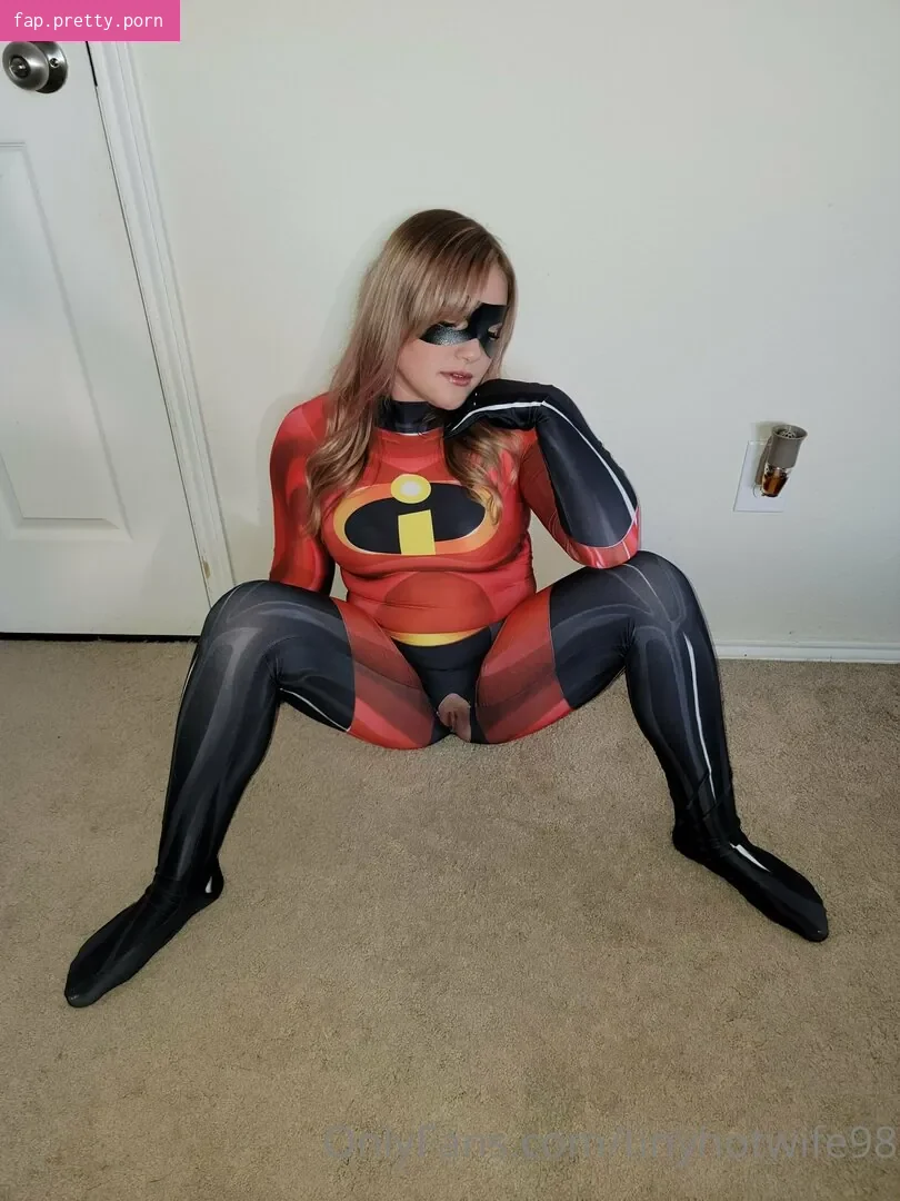Tinyhotwife98 - Photo #45