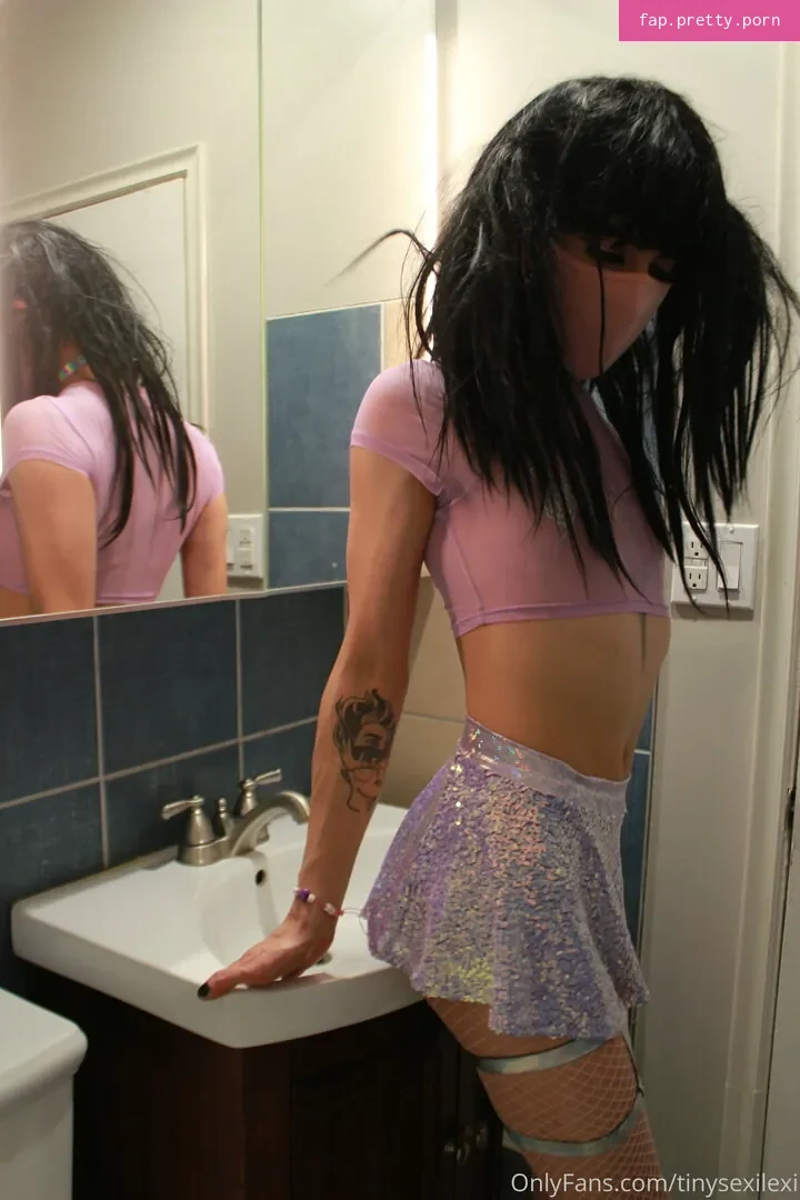 tinysexilexi666 - Photo #09