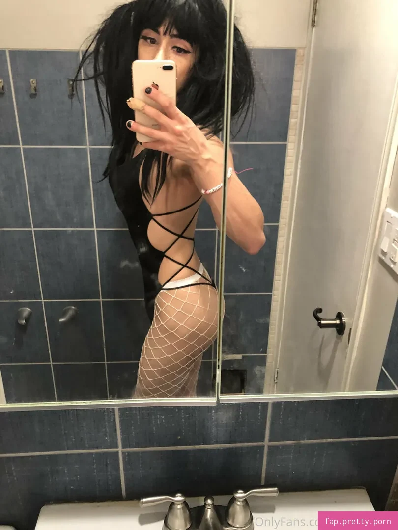tinysexilexi666 - Photo #12
