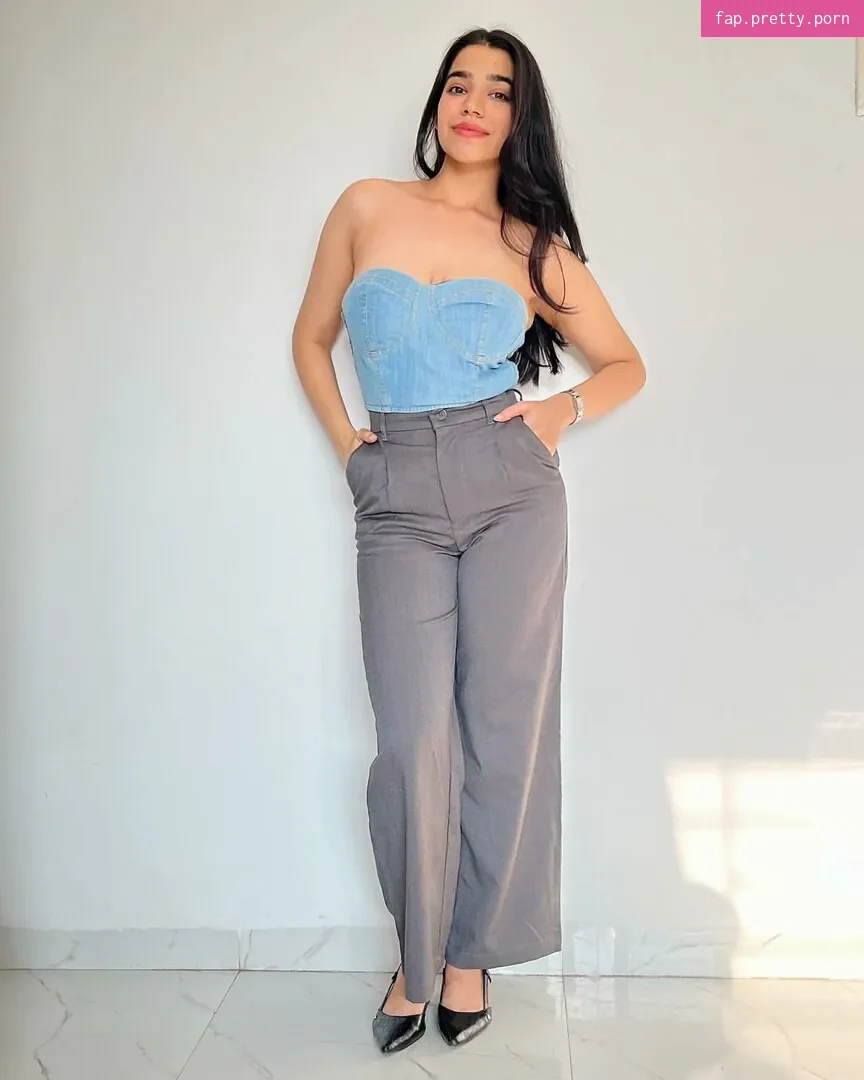 Tanya Khanna - Photo #06