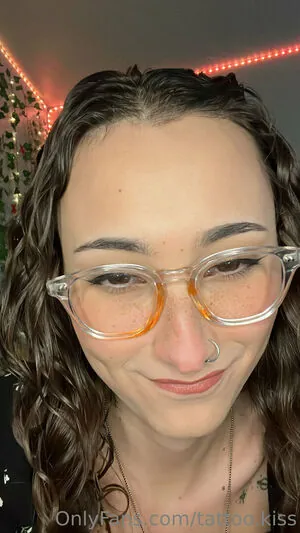 tattoo.kiss content