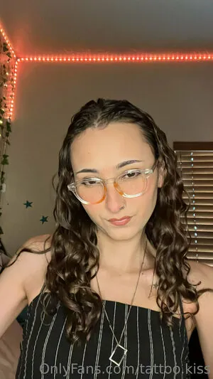 tattoo.kiss content