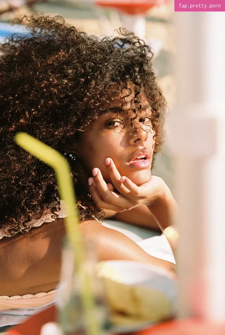 Tina Kunakey - Photo #24