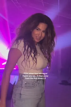 Tori Kelly