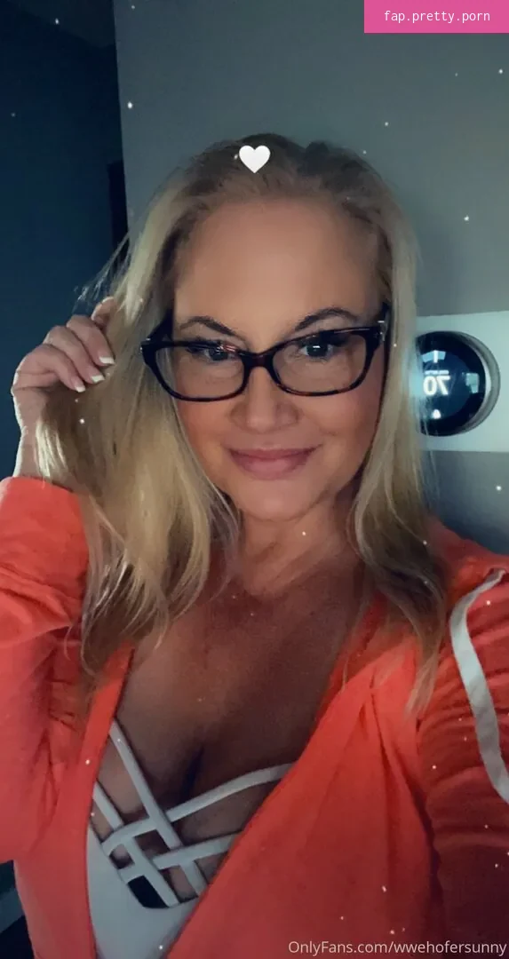 Tammy Lynn Sytch - Photo #01