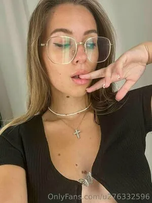 tiffany_leee