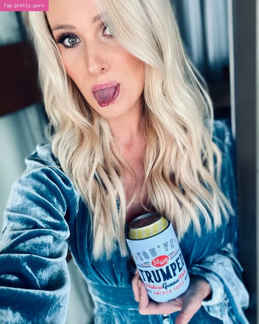Tomi Lahren - Photo #29