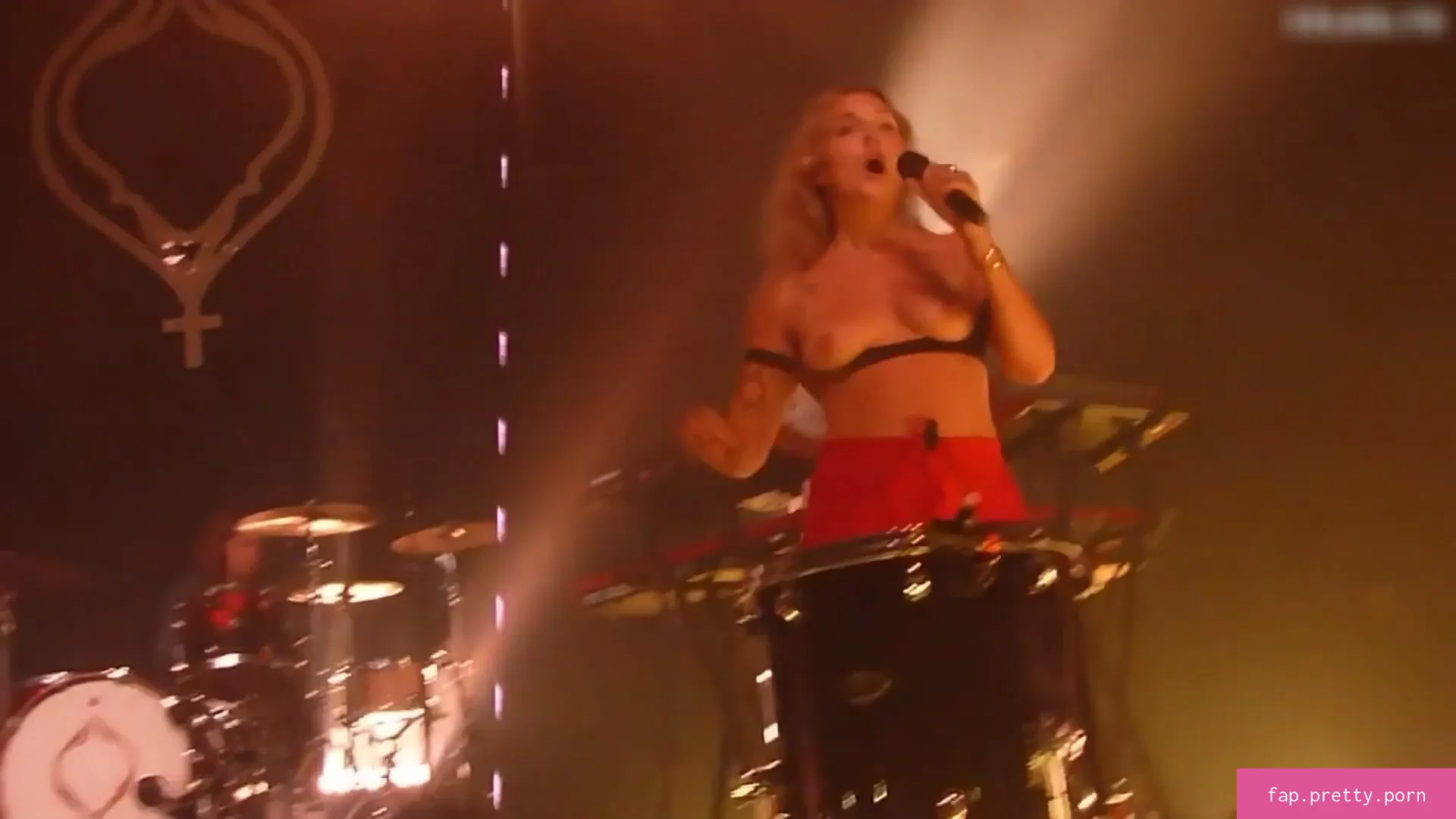 Tove Lo - Photo #31