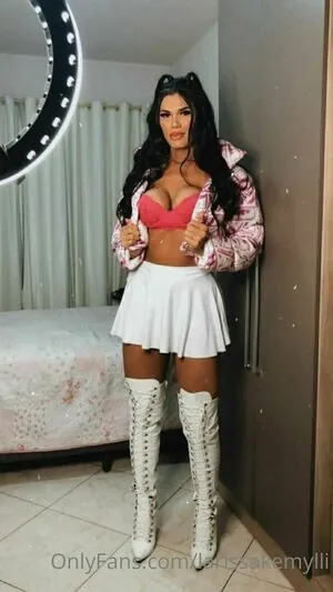 ts_larissakemylli