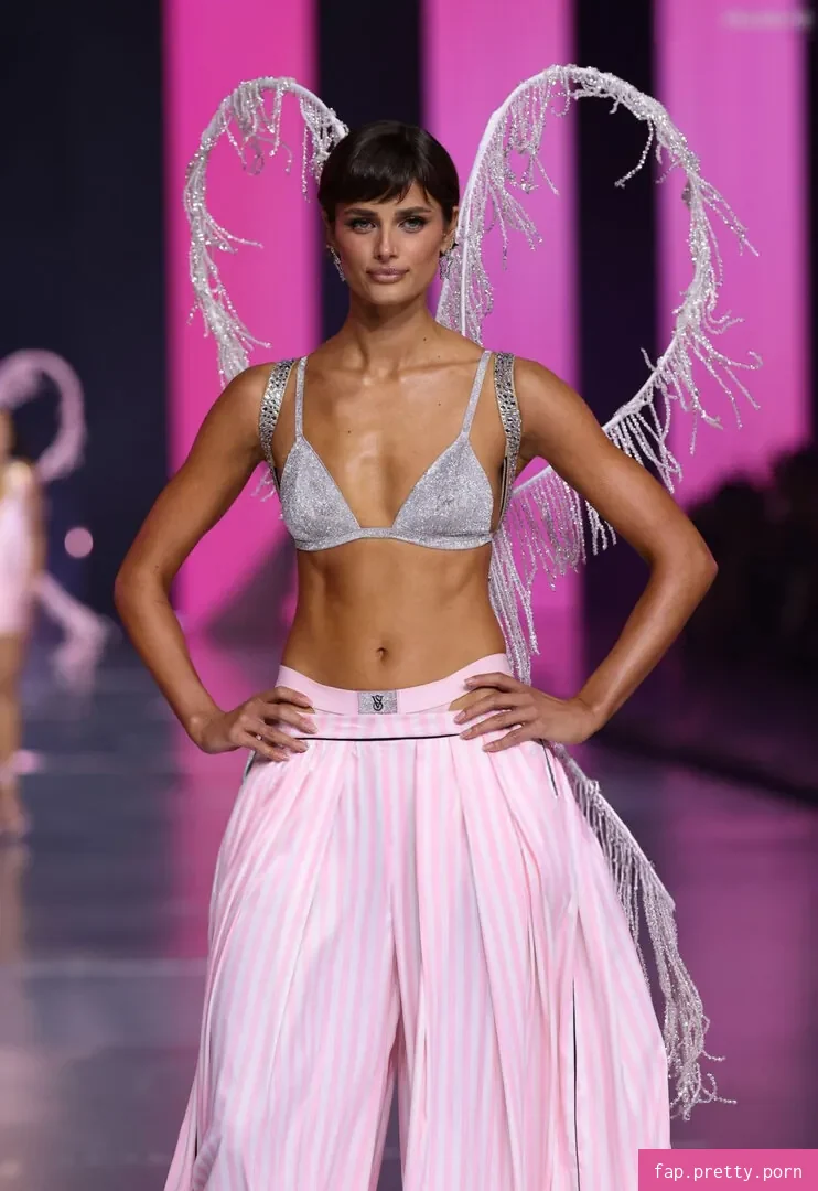 Taylor Marie Hill - Photo #43