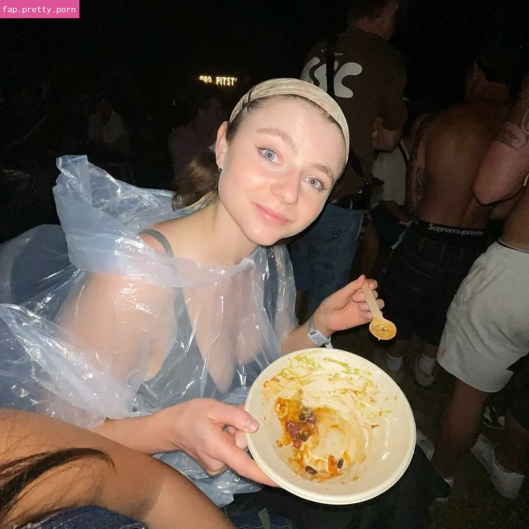 Thomasin Mckenzie - Photo #45