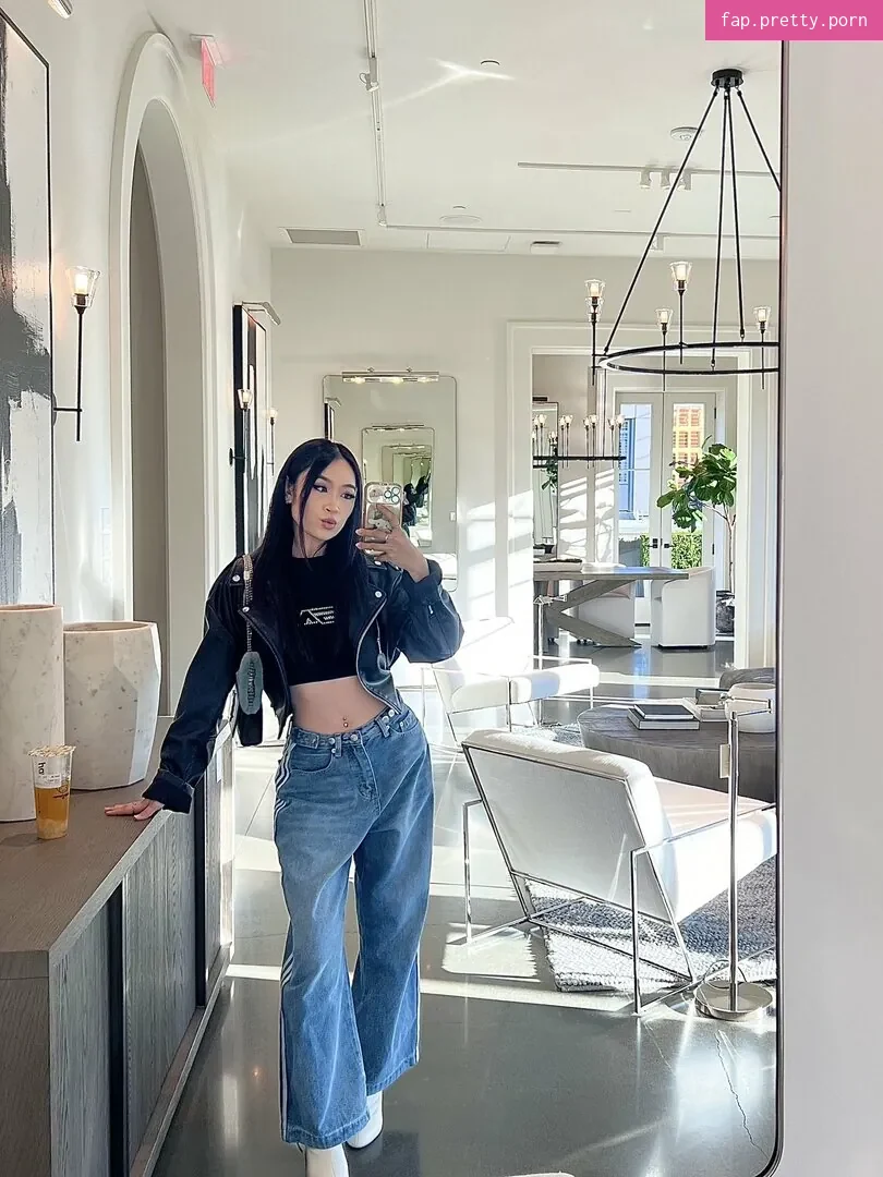 Theresa Nguyen - Photo #17