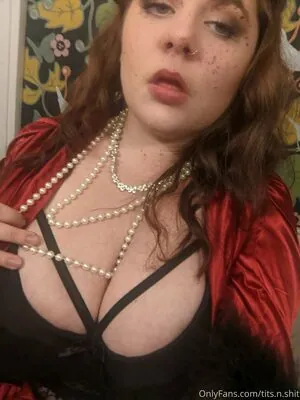 tits.n.shit