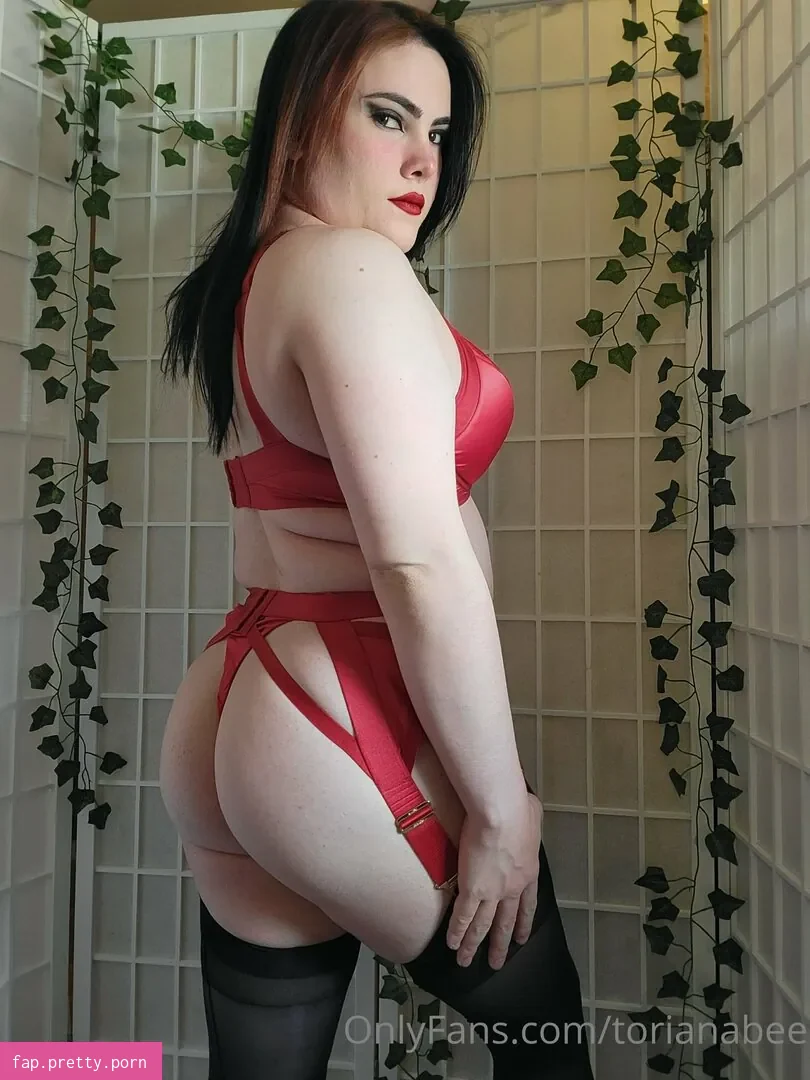 torianabee - Photo #02