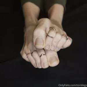 torislegs