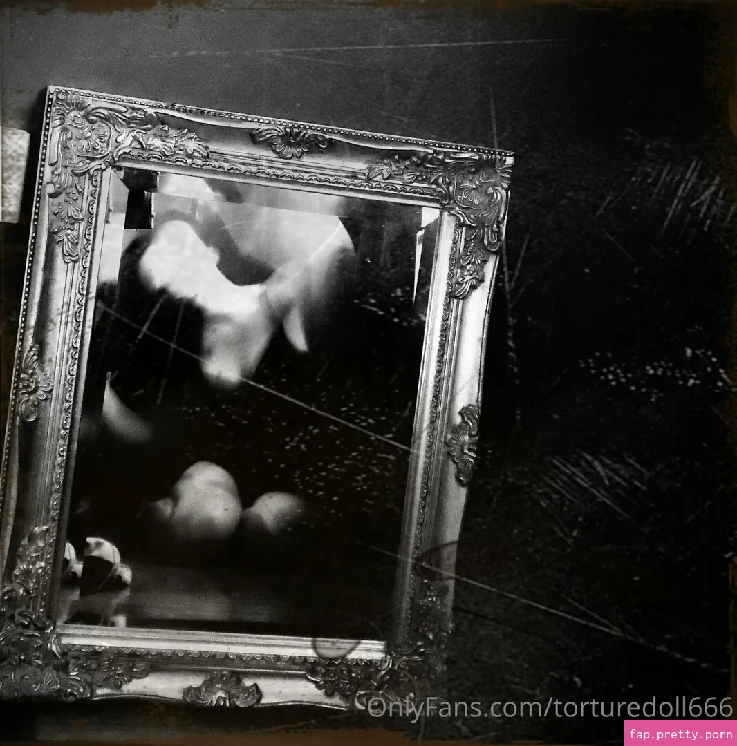 torturedoll666 - Photo #01