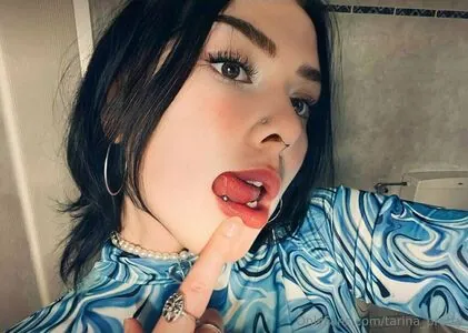 tarina_pretty