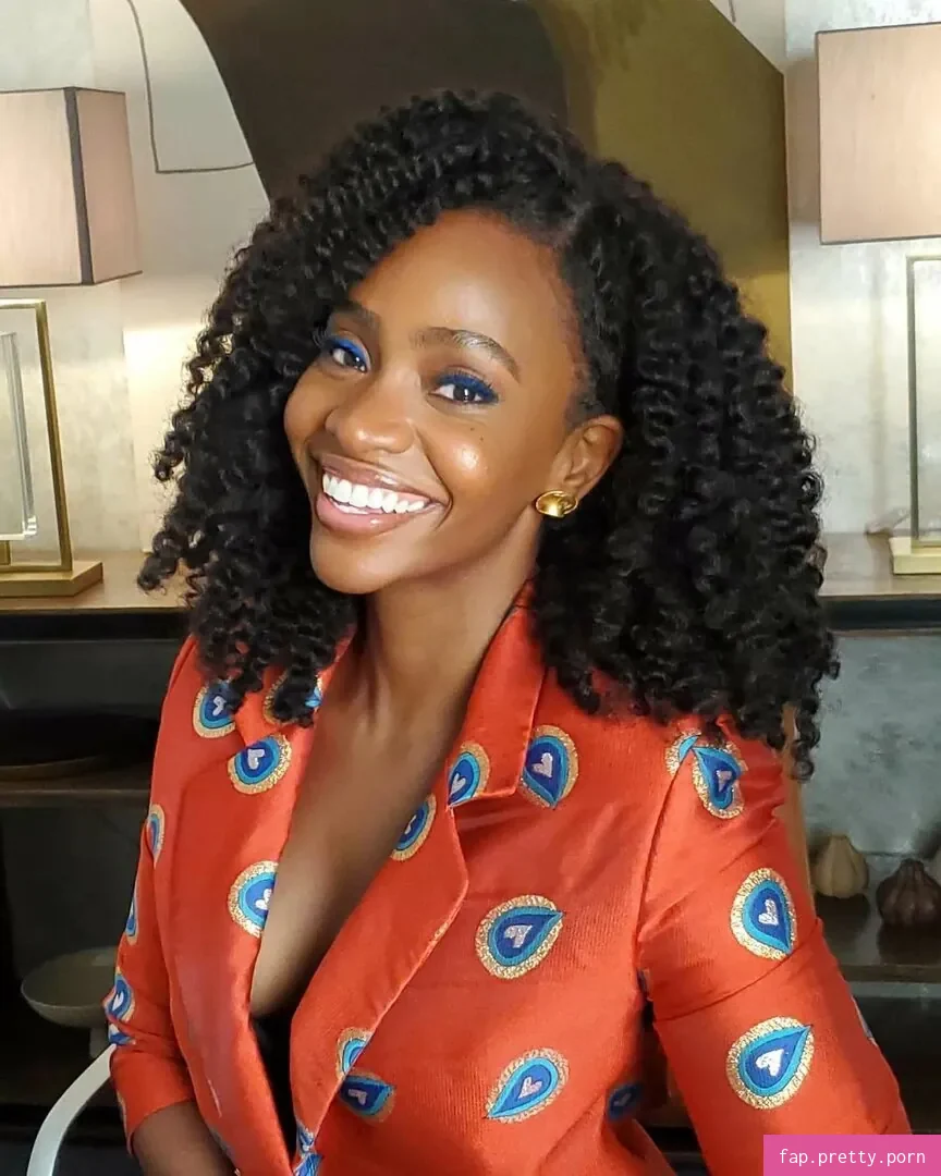 Teyonah Parris - Photo #08