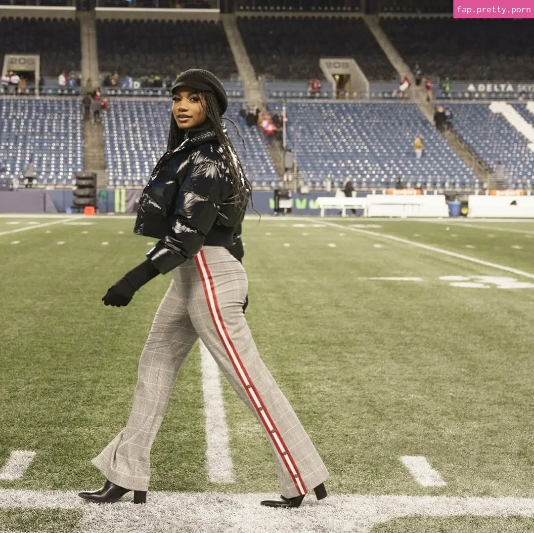 Taylor Rooks - Photo #17