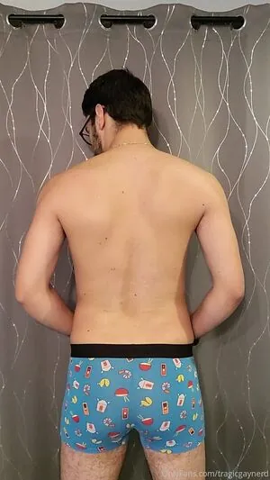 tragicgaynerd