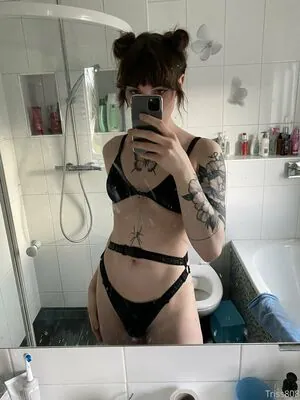 Triss808