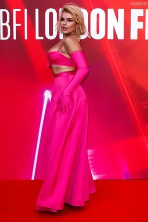 Tallia Storm