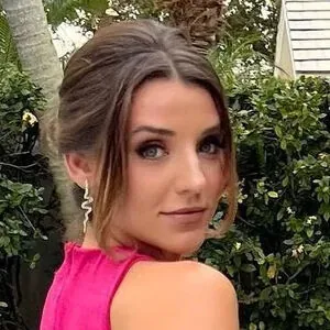 Taylor Stern