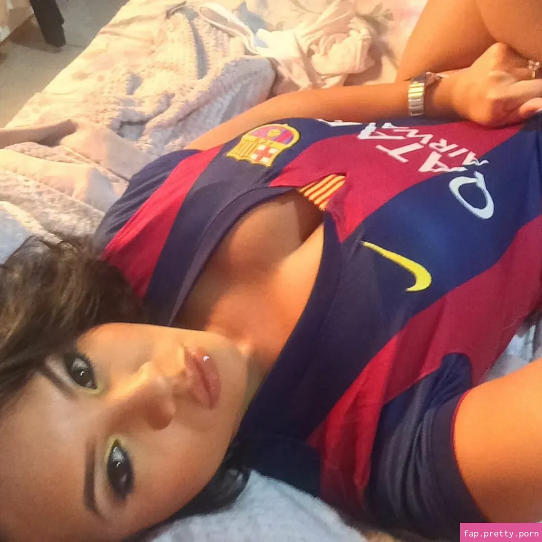 Toni Salina Chee Young - Photo #34