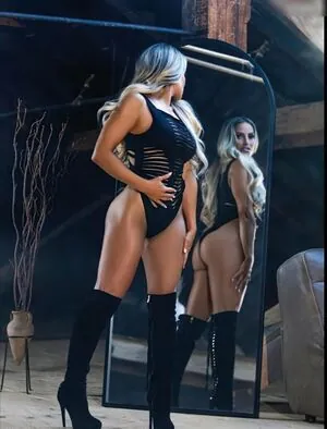 Trish Stratus