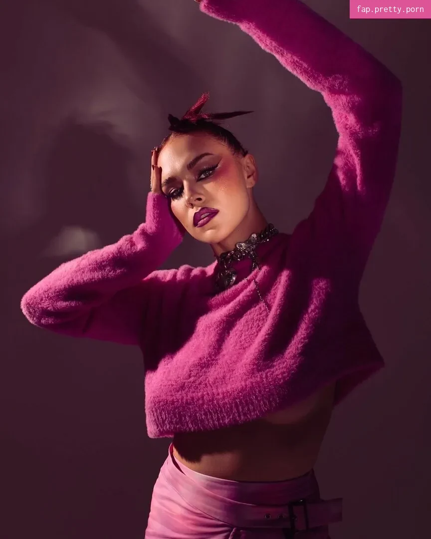 Taylor Upsahl - Photo #83