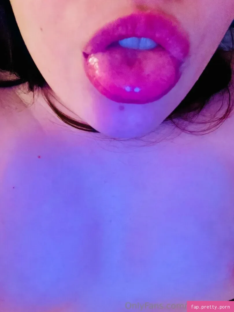 tvojekacka - Photo #01